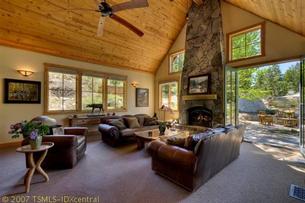 3102 Sierra Crest